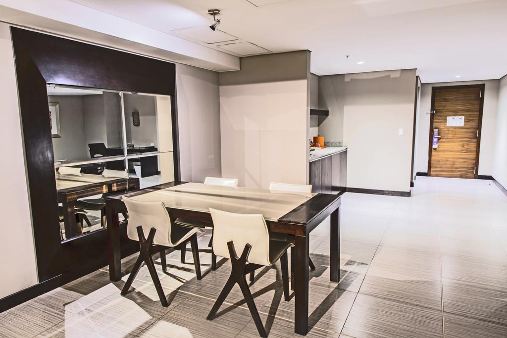 Presidential Suite,1594691400:JPEG