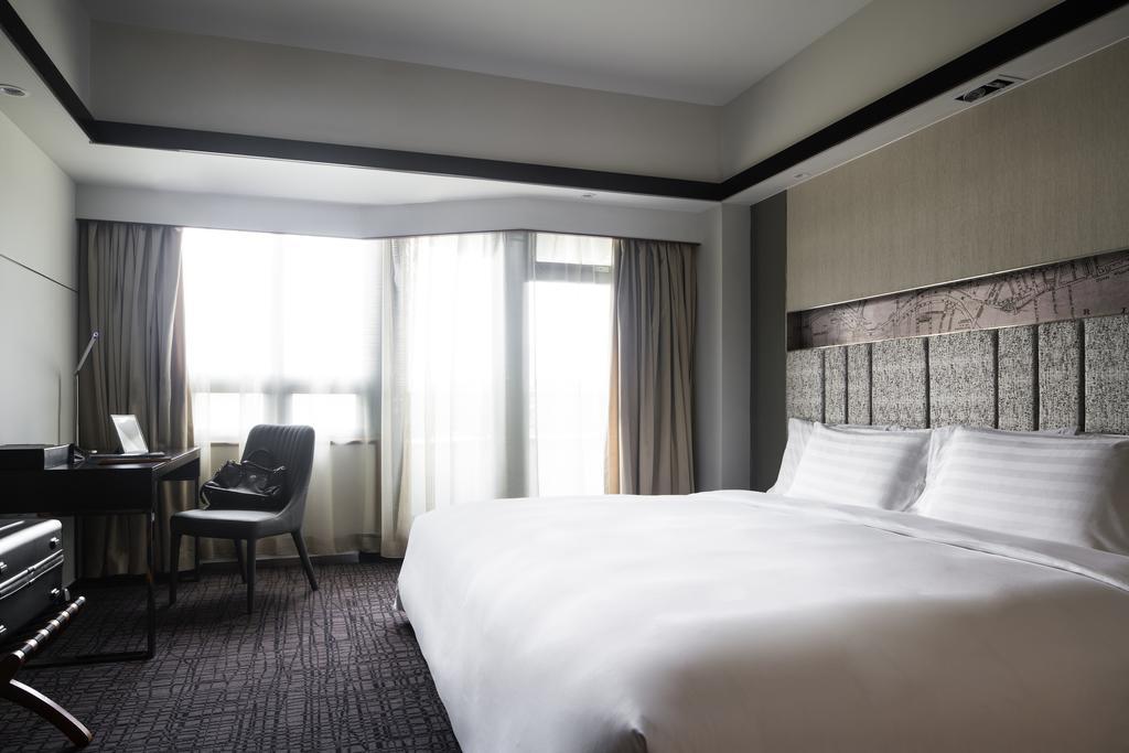 Habitación Doble Superior con vistas a la ciudad - Cama doble grande