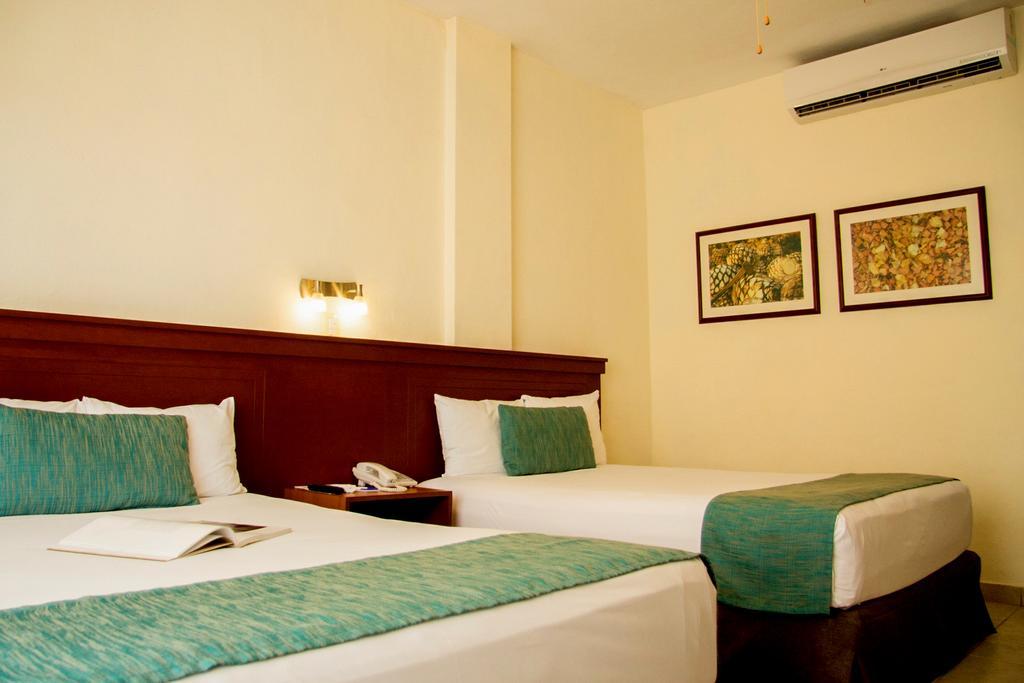 Habitación Doble Estándar con 2 camas dobles