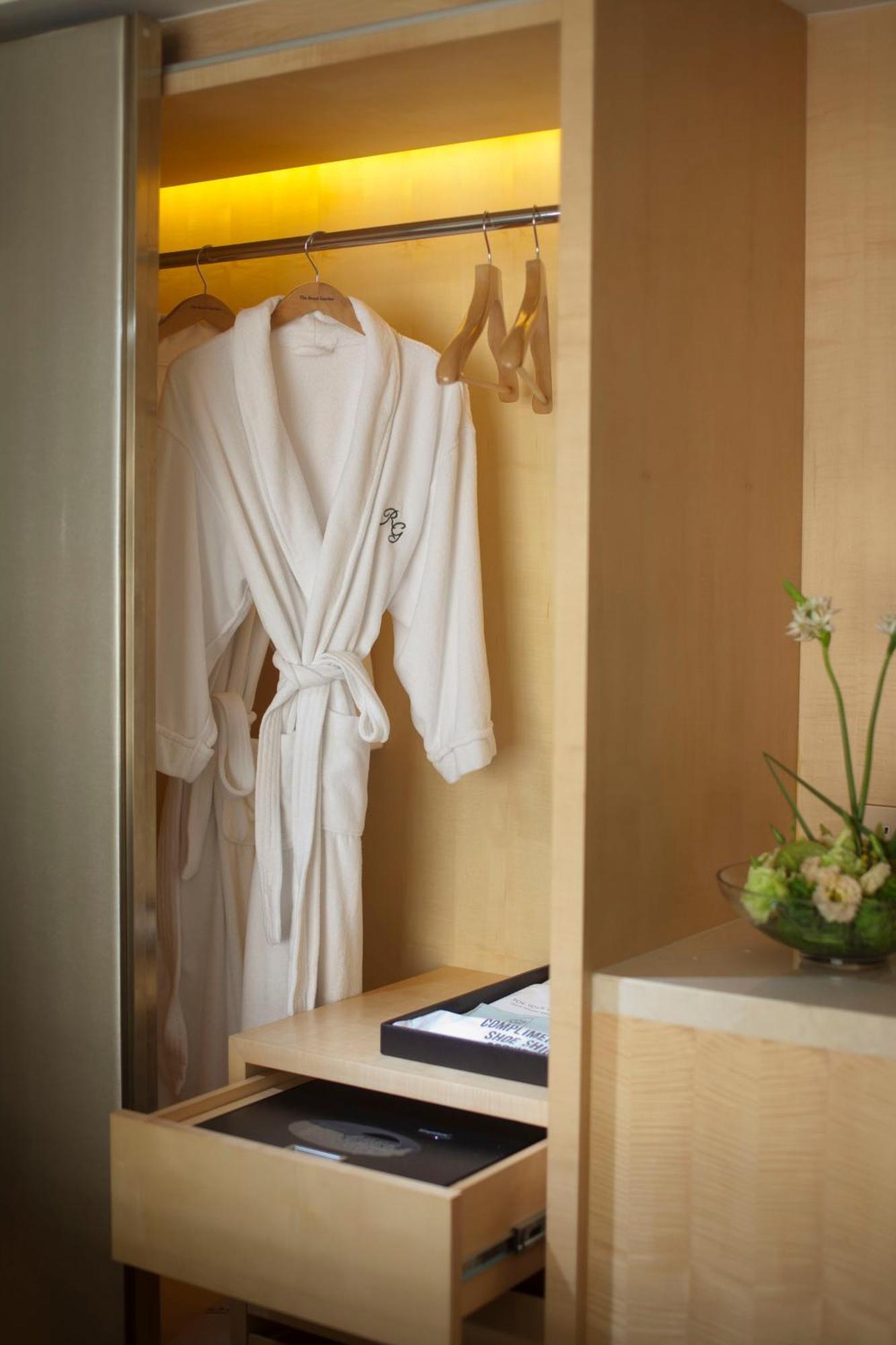 Habitación Crown Premier con 1 cama grande o 2 individuales