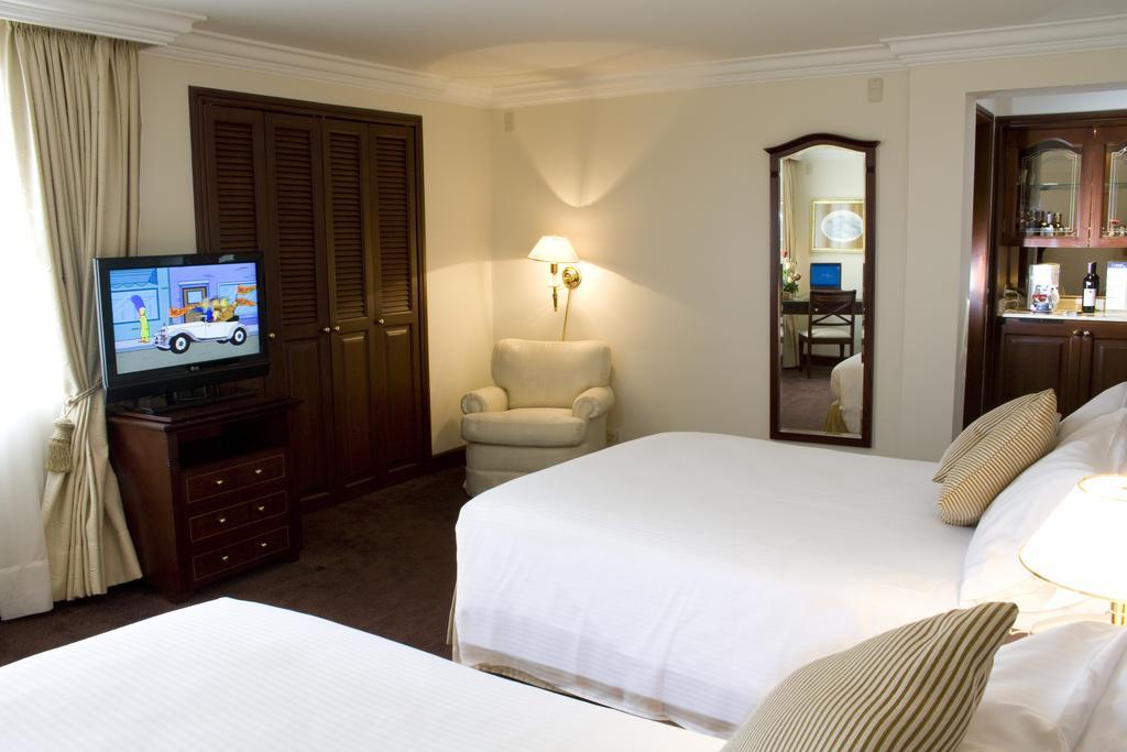 Junior Suite Twin,1237630477:JPEG