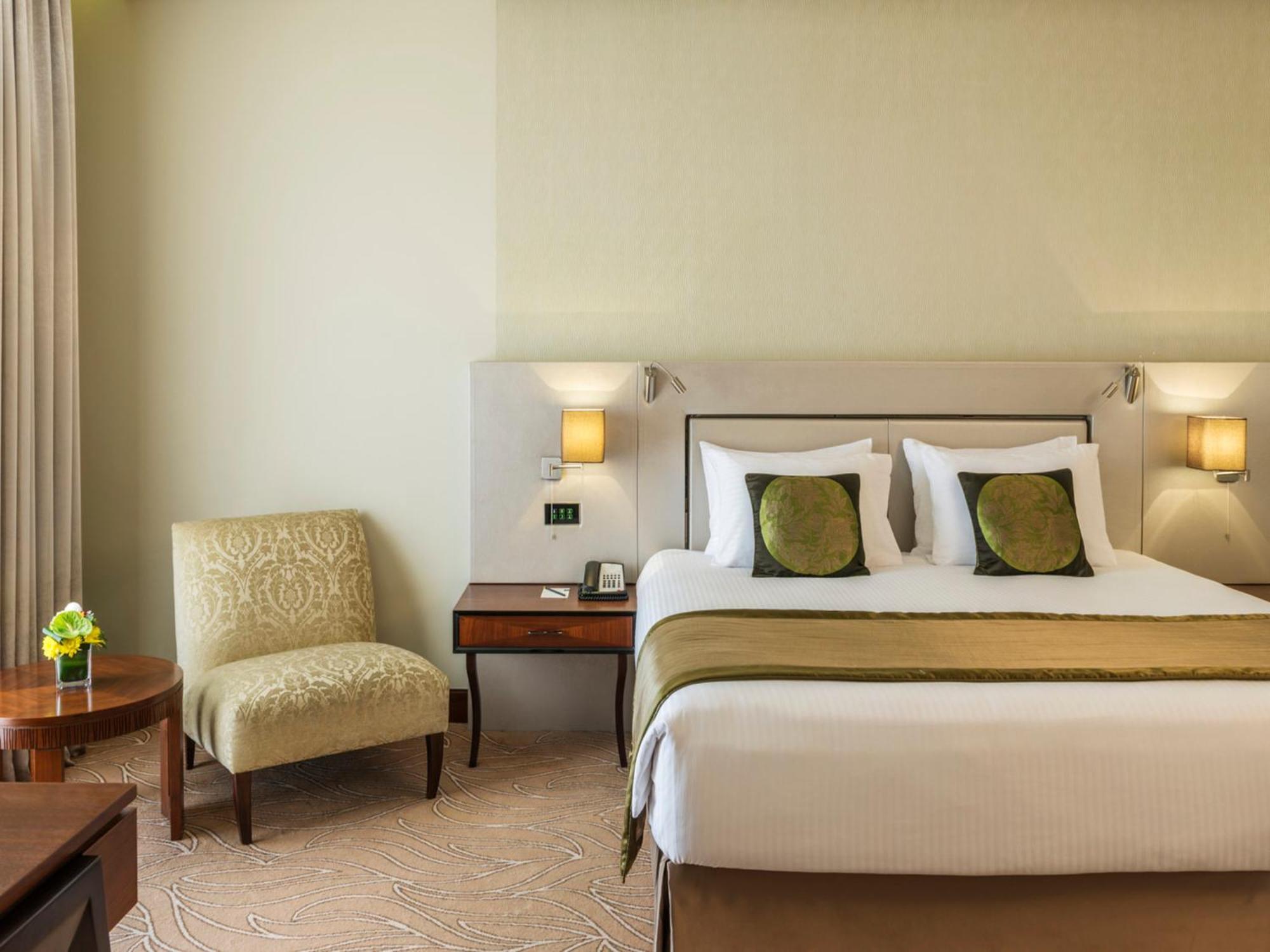 Superior King Room - Staycation Offer 11AM Check in 2PM Checkout & 25% Off F&B,692588634:JPEG