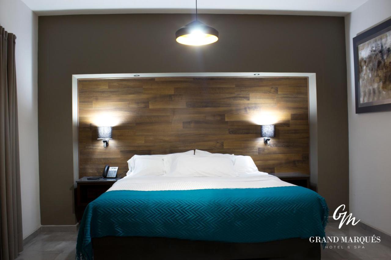 Habitación Deluxe (2 adultos + 1 niño)
