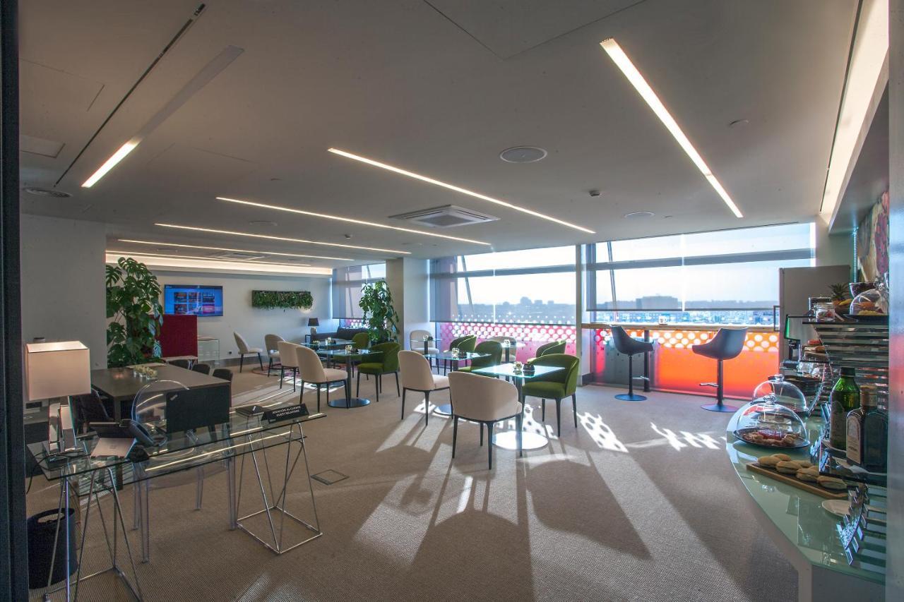 Suite Junior con acceso al salón executive