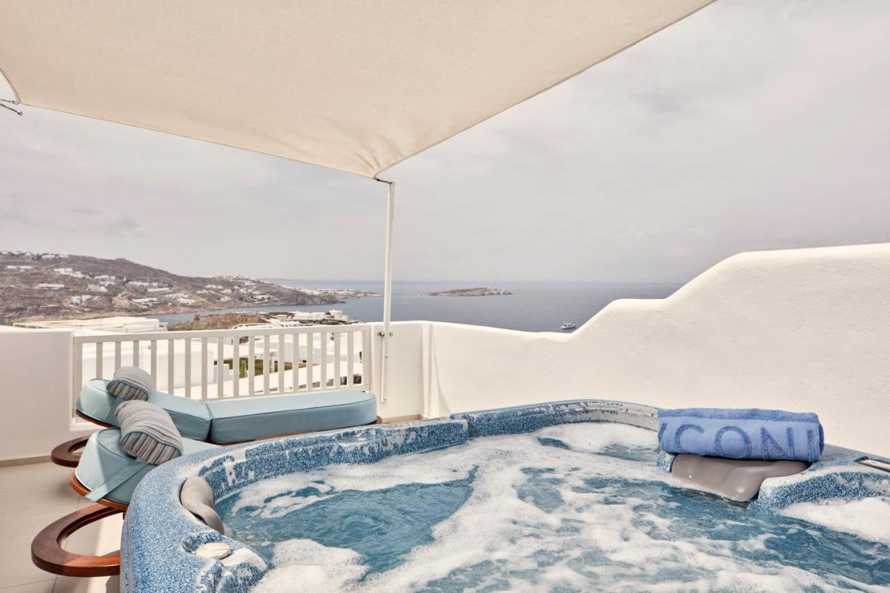 Sunset Junior Suite with Sea View & Outdoor Jacuzzi
