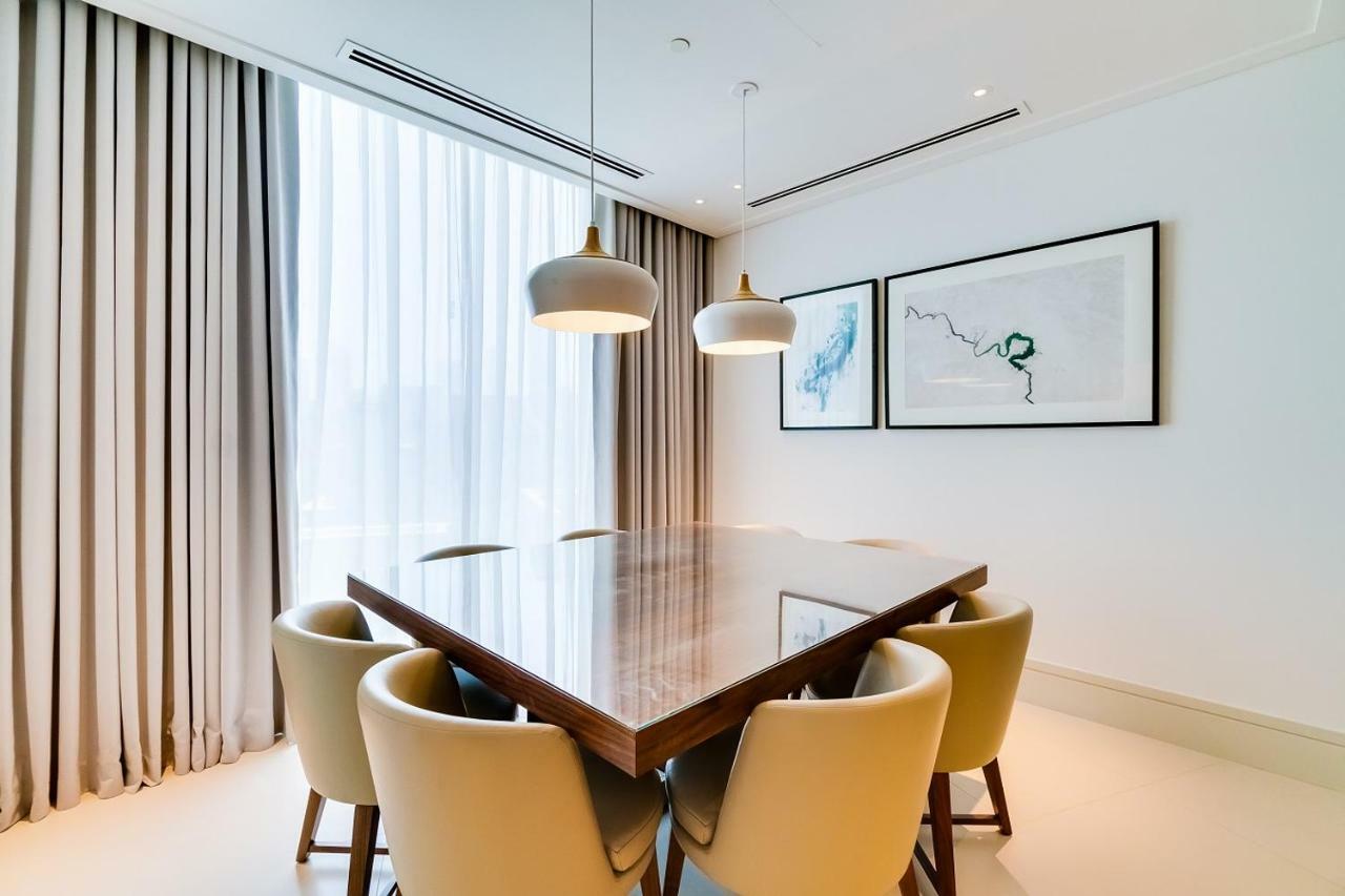 Three-Bedroom Apartment Burj Khalifa View,827054408:JPEG