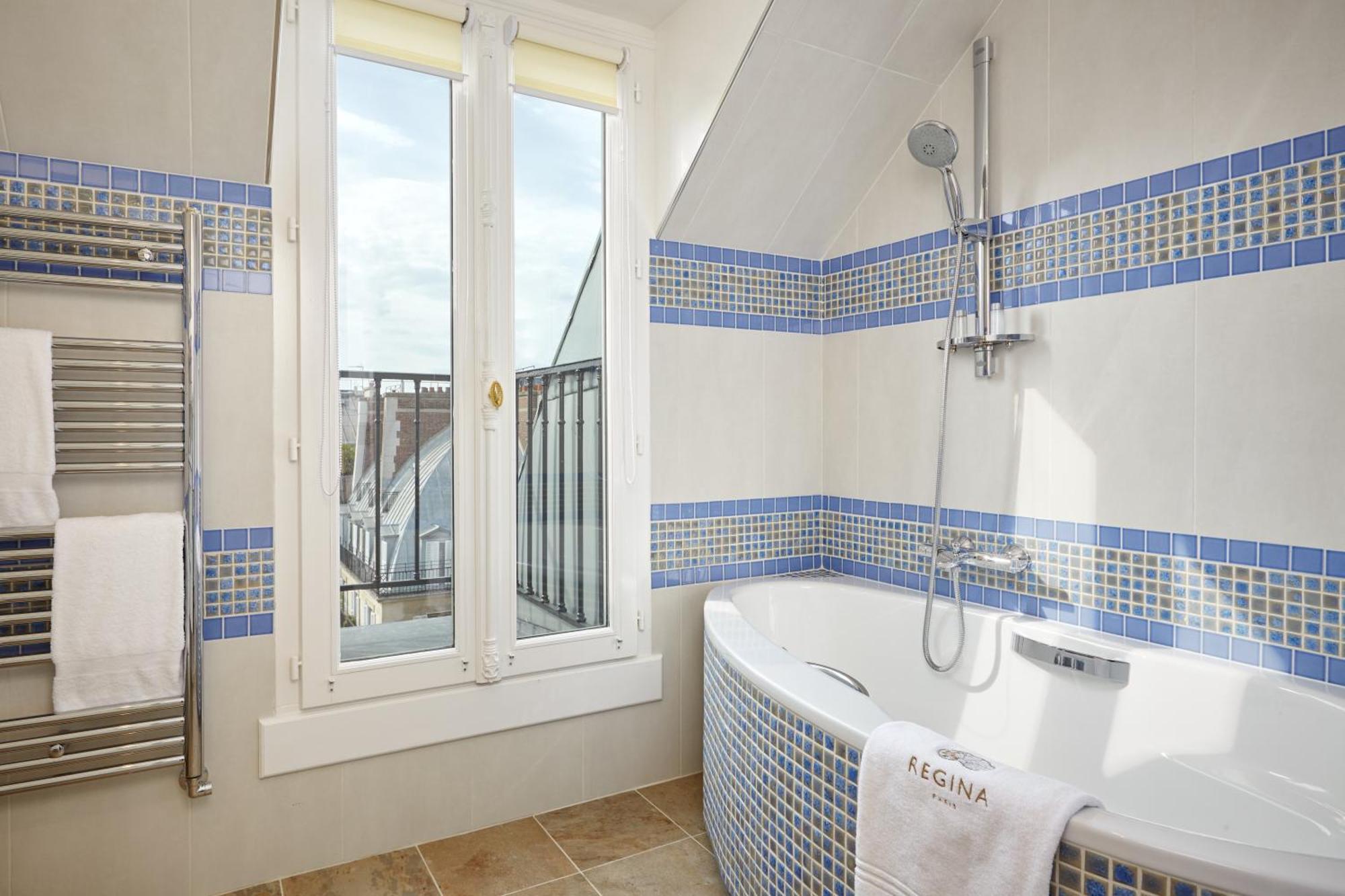 Suite Familiar (2 adultos + 2 niños)