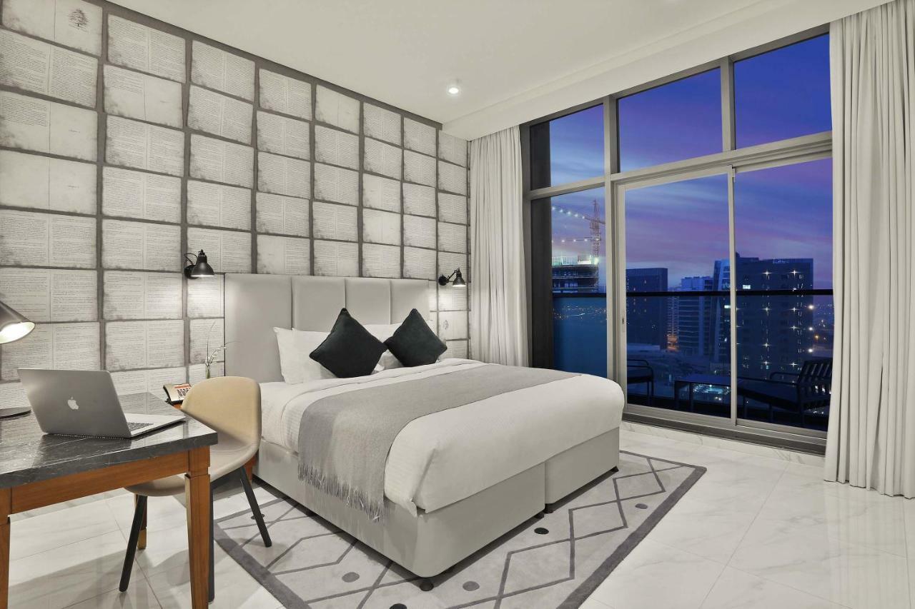 Apartamento Executive de 3 dormitorios con terraza, vistas al Burj Khalifa y servicio de transporte gratuito a la playa y al centro comercial