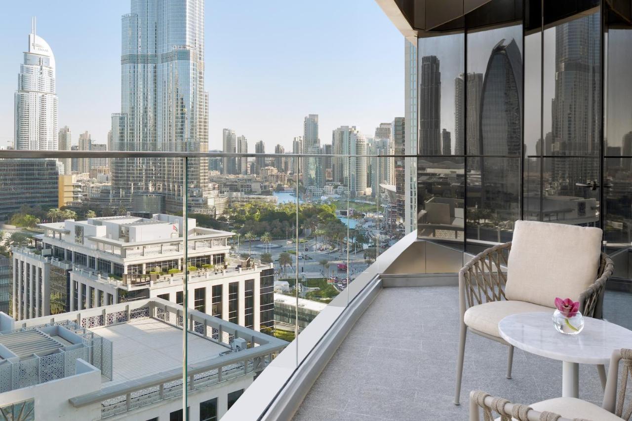 Habitación Premier con vistas al Burj Khalifa - Acceso exclusivo a la piscina infinita de la planta 54