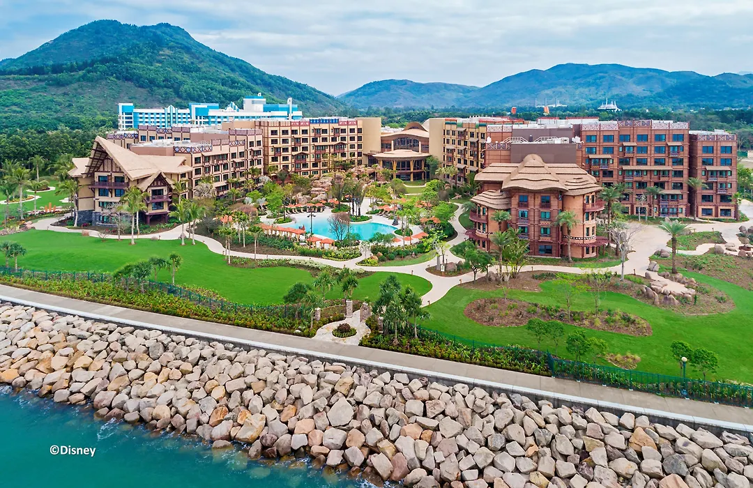 Disney Explorers Lodge-1