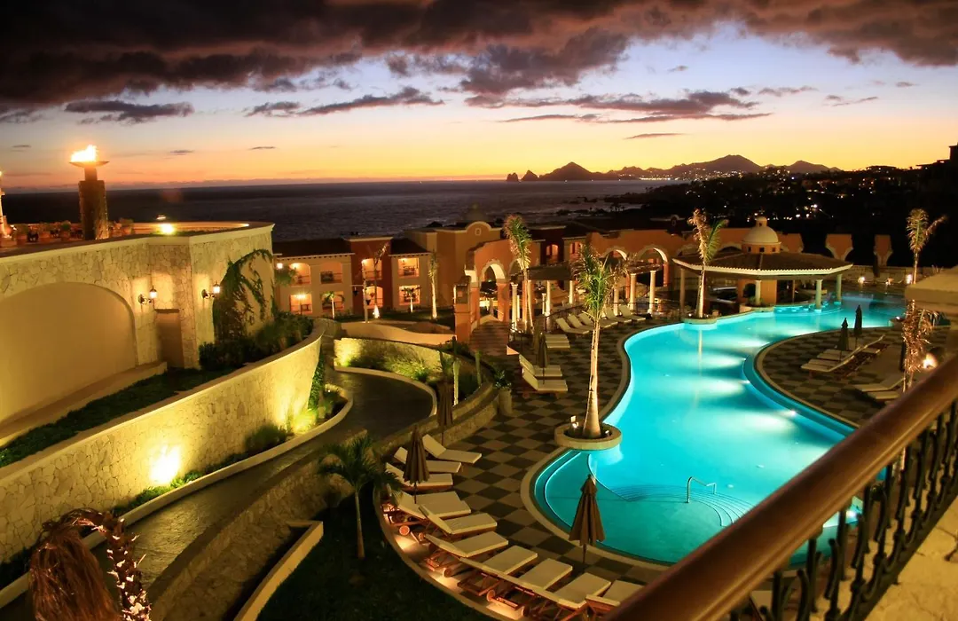 Hacienda Encantada Resort&Residences-1
