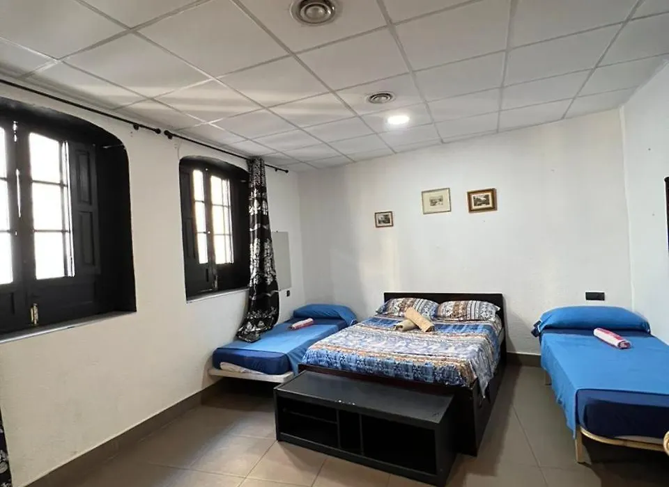 Hostal Milan-1