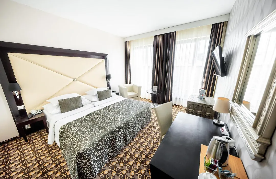 Grandior Hotel Prague-1