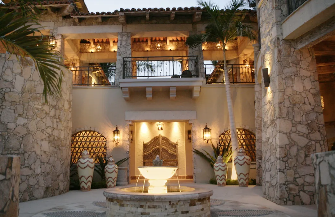 Hacienda Beach Club&Residences-1