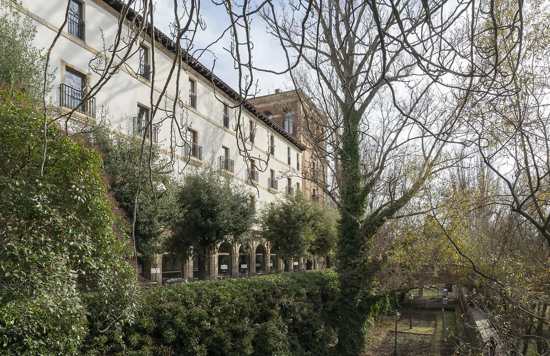 Parador de Turismo de León-1