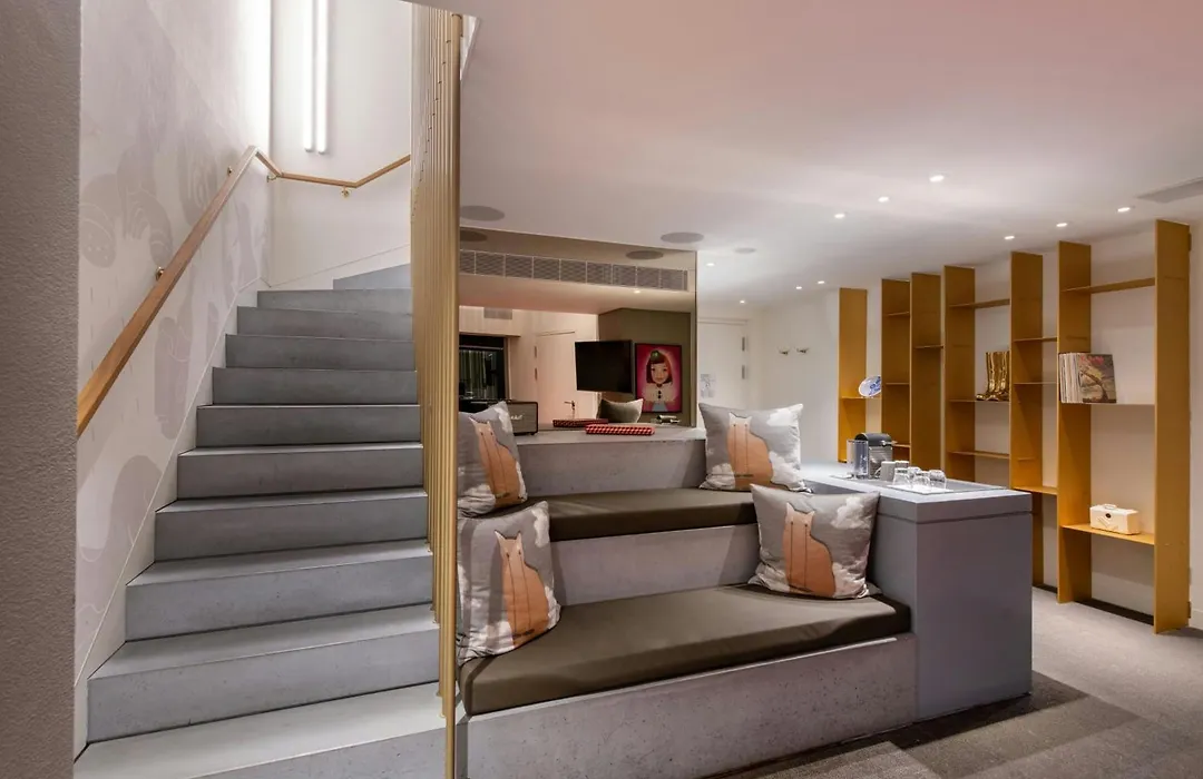 W Amsterdam-1