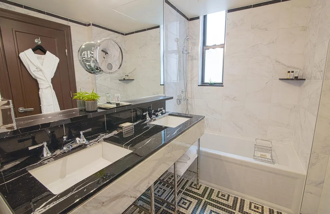 The Iroquois Times Square, A Small Luxury Hotel-1
