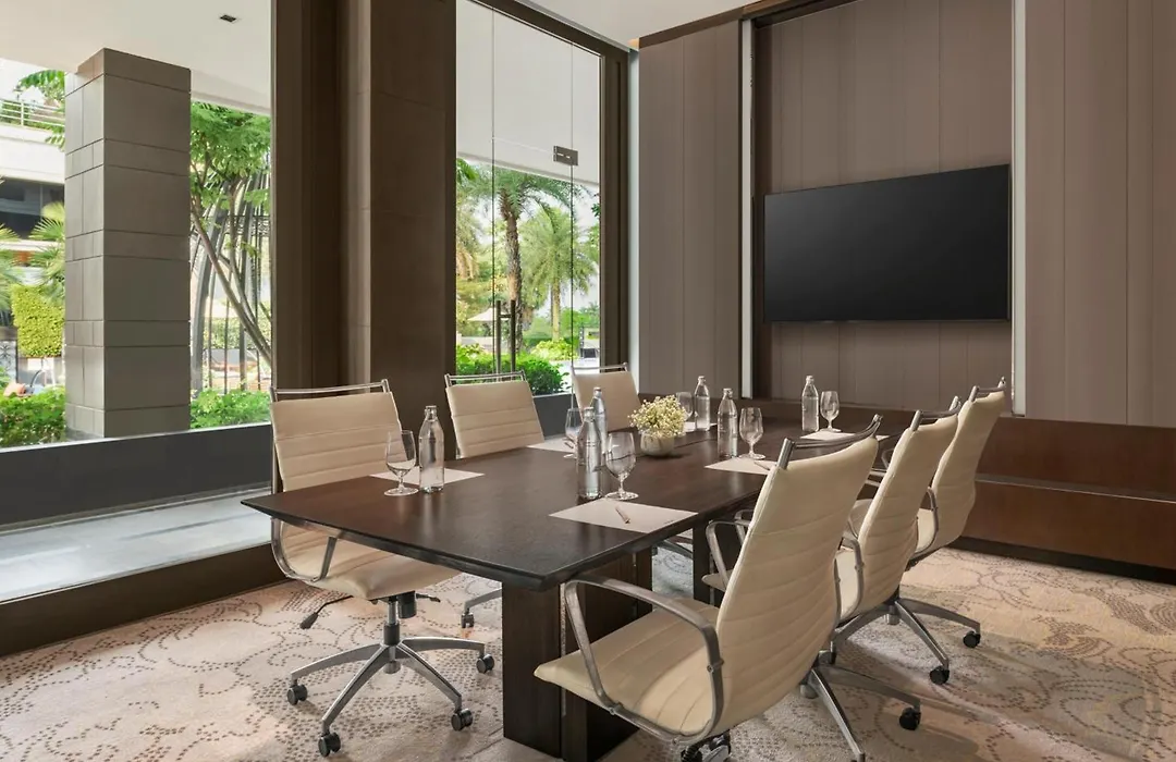 Hilton Bangkok Suvarnabhumi Golf Resort & Spa-1