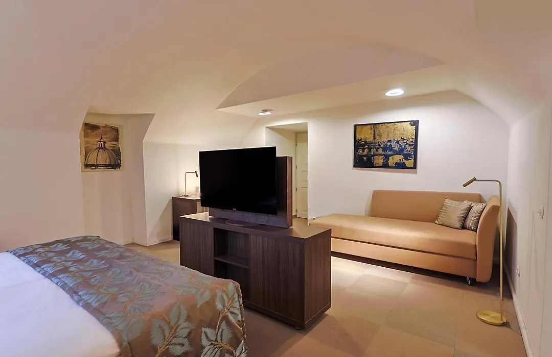 Boutique Hotel Bookquet-1