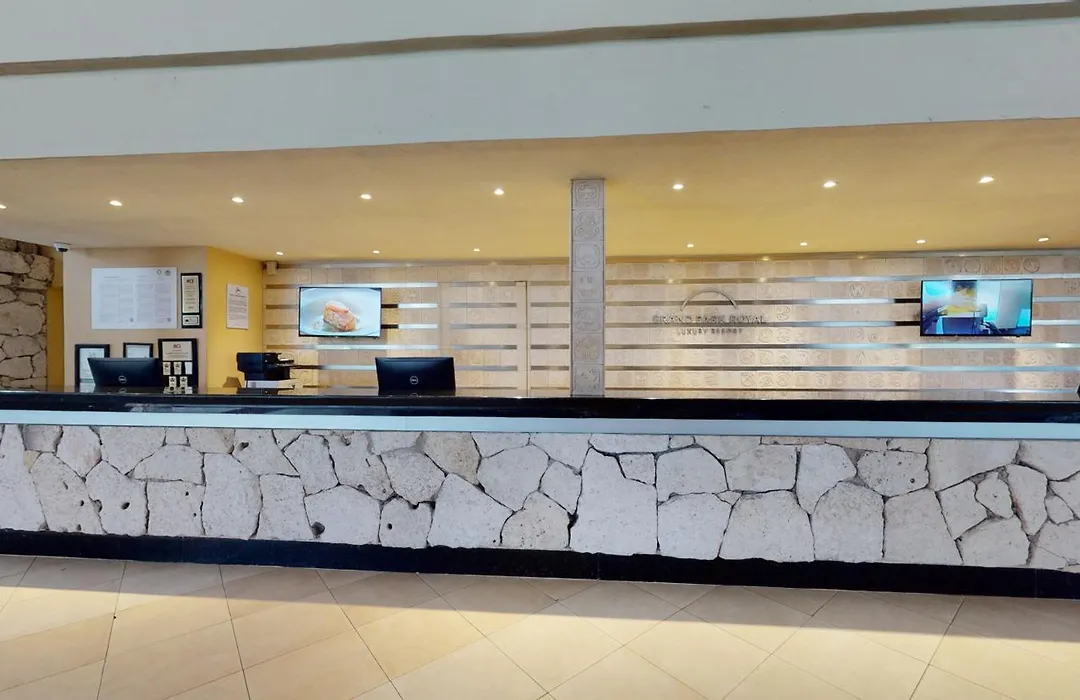 Grand Park Royal Cozumel-1