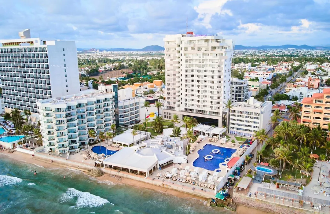 Sunvivia by Fiesta Americana Mazatlán-1