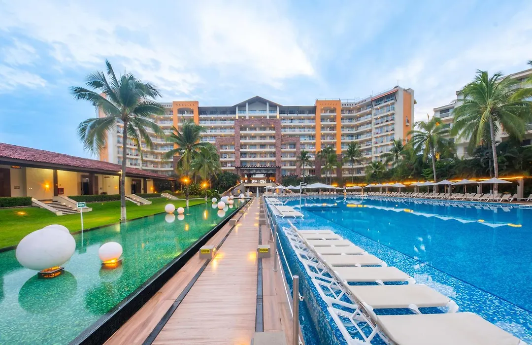 Krystal Grand Nuevo Vallarta-1