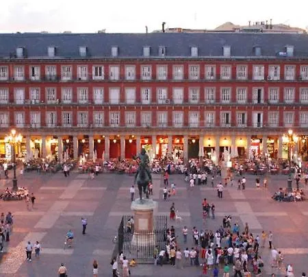 Gran Via Valverde Apartaments & Rooms Parking-3