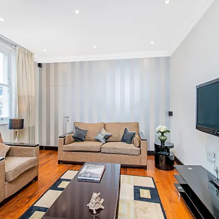 130 Queen'S Gate Apartments-3