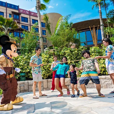 Disney Explorers Lodge-2