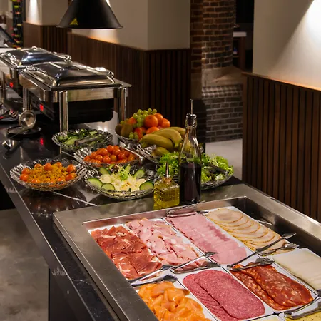 Pestana Amsterdam Riverside-2