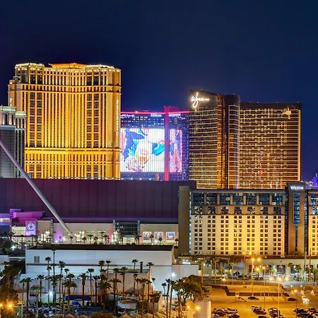 Lucky Gem Penthouse & Luxury Suites At Mgm Signature Resort, Strip View 509-2