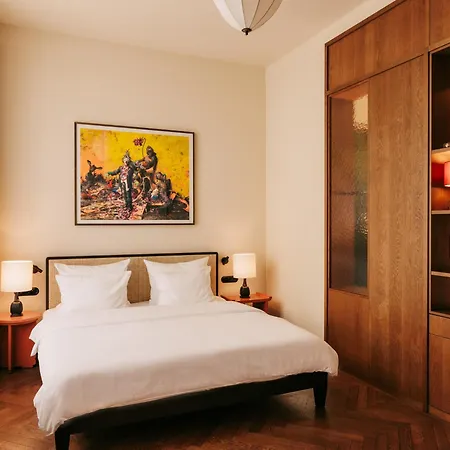 Boutique Hotel Chateau Royal-2