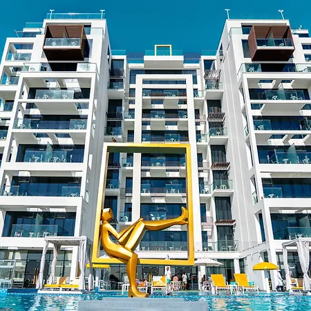 C Central Hotel And Resort The Palm-2
