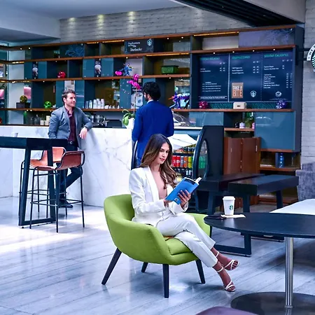 Krystal Grand Suites Insurgentes-2