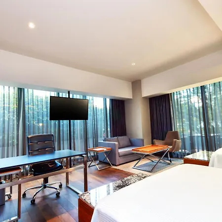Krystal Grand Suites Insurgentes-3