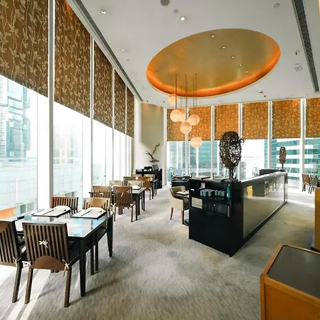 Island Shangri-La, Hong Kong-2