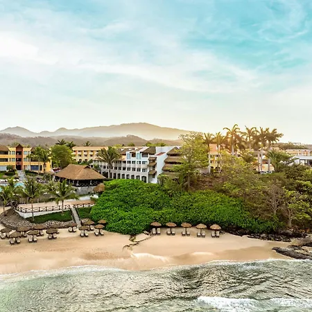 Family Selection At Grand Palladium Vallarta Resort & Spa-3