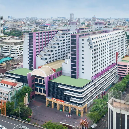 Twin Towers Hotel-2