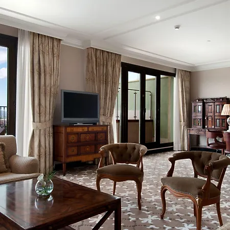 Eurostars Palacio Buenavista-2