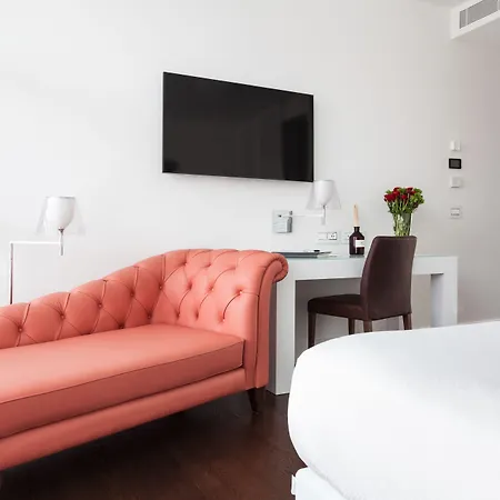 Magna Pars L'Hotel A Parfum, Small Luxury Hotels Of The World-3