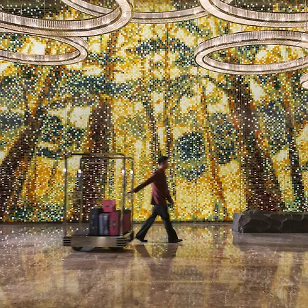Mandarin Oriental Pudong, Shanghai-3