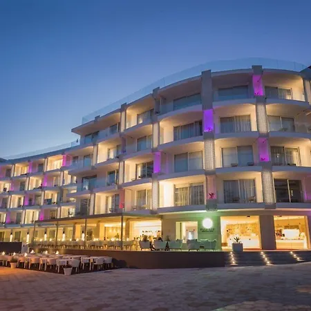 One Ibiza Suites-3