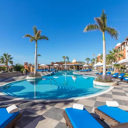 Hacienda Encantada Resort&Residences-3
