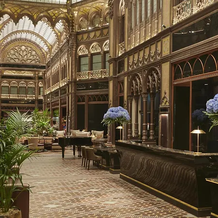 Párisi Udvar Hotel Budapest, part of Hyatt-3