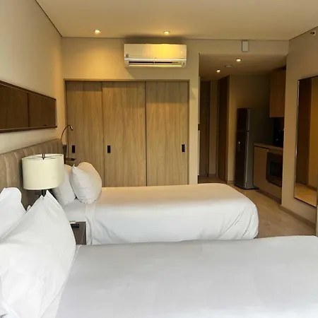 York Medellin, Curio Collection By Hilton-3