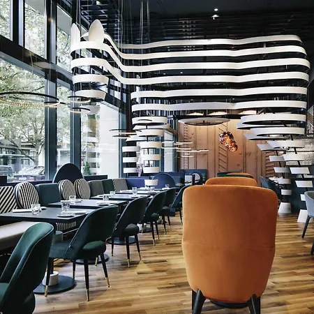 PULLMAN Berlin Schweizerhof - City Center, Zoo und Kurfürstendamm-3