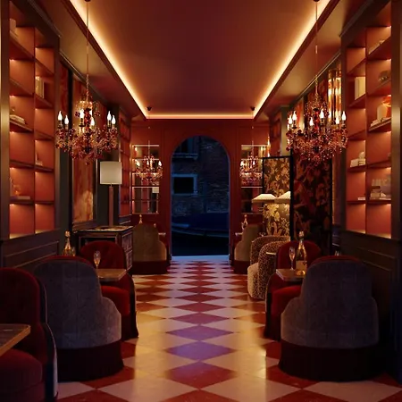 Eight Venezia-3