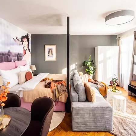 Old Royal Post Boutique Hotel & Premium Suites-3