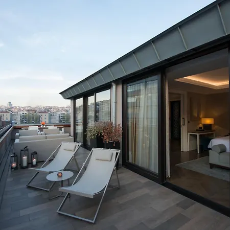 10 Karakoy-3