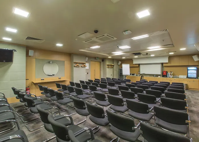 Hotel Ramada By Wyndham Istanbul Pera